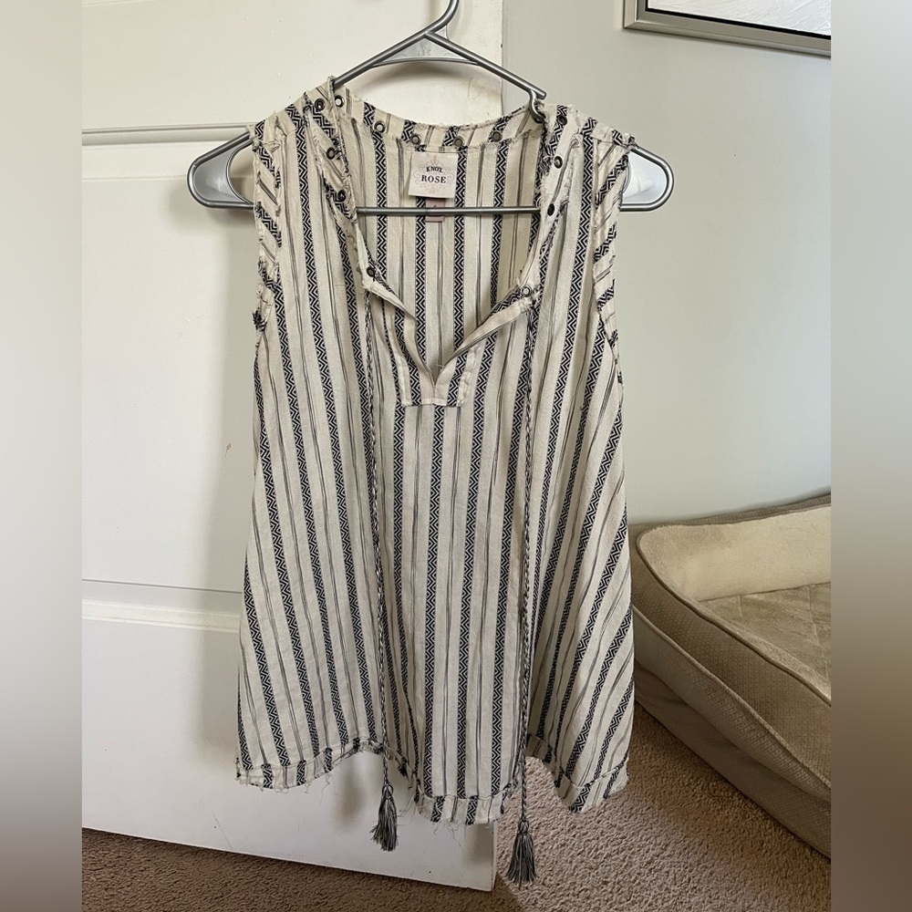 Knox Rose top size S